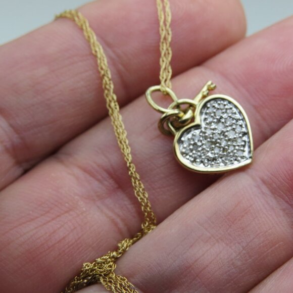 10k Diamond Heart Loch-Key & Necklace set - Picture 5 of 5